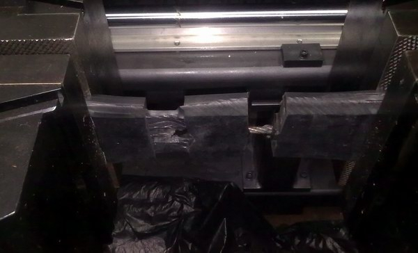 GB/T17044-1997鋼絲繩芯輸送帶試驗(yàn)機(jī)剝離